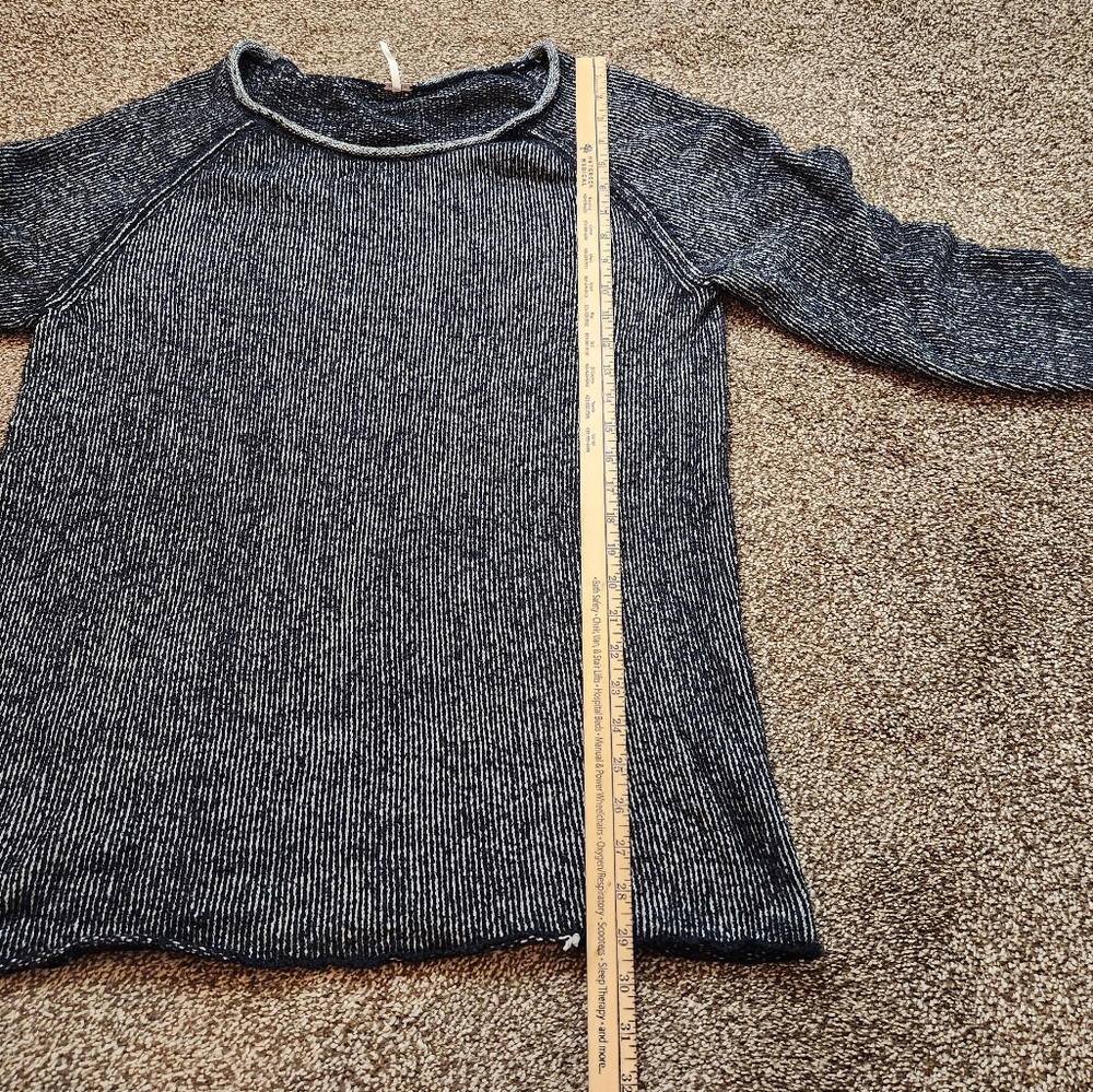 Free People Lennox Tunic Sweater In Onyx Size Small - Picture 8 of 8